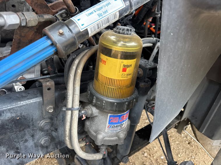 image for item DO2220 2013 International ProStar Plus semi truck