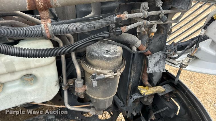 image for item DO2220 2013 International ProStar Plus semi truck