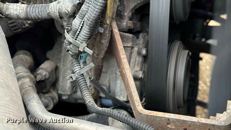 image for item DO2220 2013 International ProStar Plus semi truck