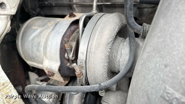 image for item DO2220 2013 International ProStar Plus semi truck