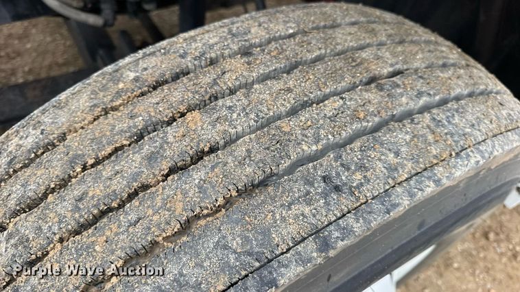 image for item DO2220 2013 International ProStar Plus semi truck