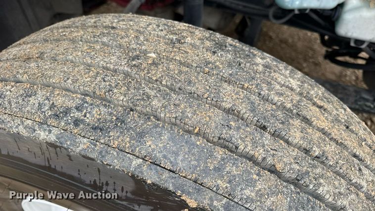 image for item DO2220 2013 International ProStar Plus semi truck