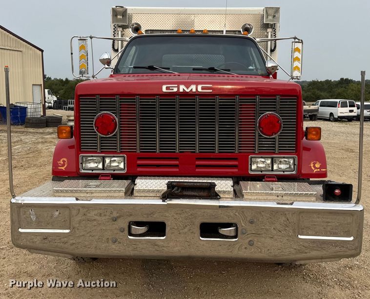 image for item DO2236 1986 GMC Top Kick C7000 rescue vehicle