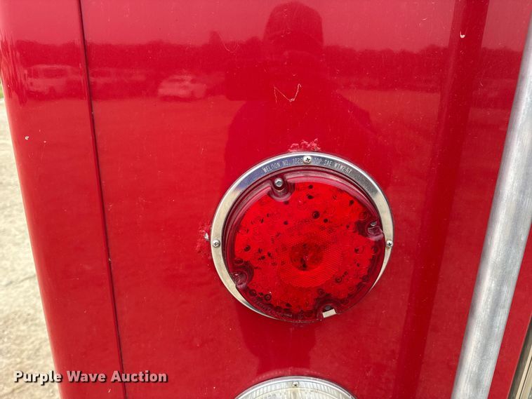 image for item DO2236 1986 GMC Top Kick C7000 rescue vehicle