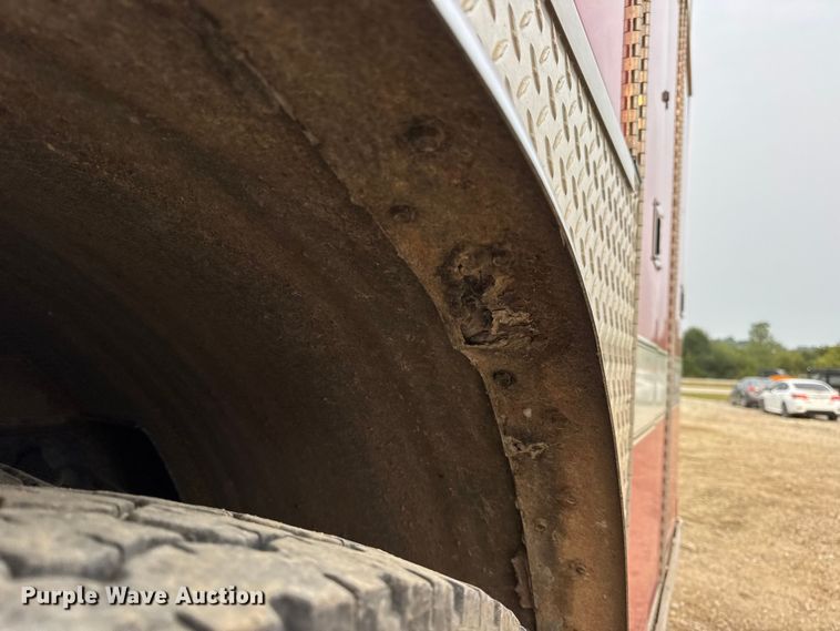 image for item DO2236 1986 GMC Top Kick C7000 rescue vehicle