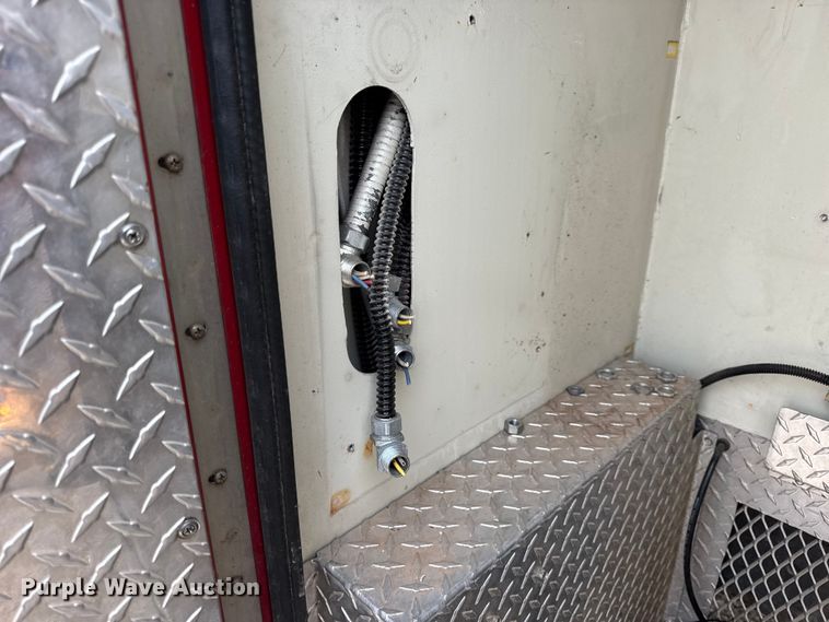 image for item DO2236 1986 GMC Top Kick C7000 rescue vehicle