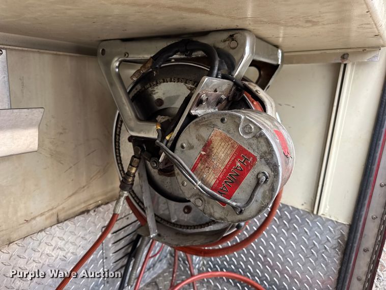 image for item DO2236 1986 GMC Top Kick C7000 rescue vehicle