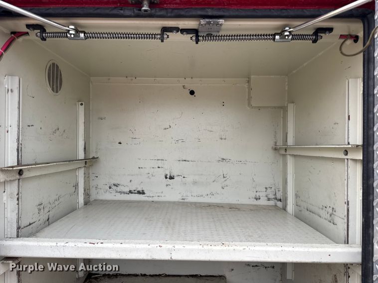 image for item DO2236 1986 GMC Top Kick C7000 rescue vehicle