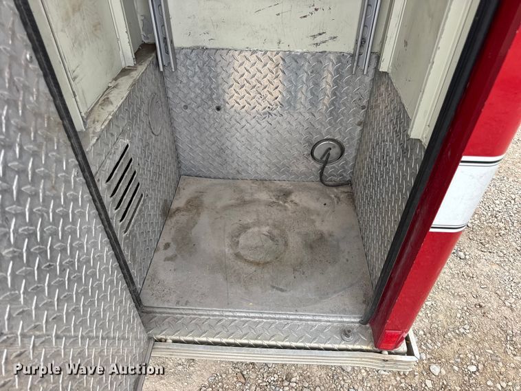 image for item DO2236 1986 GMC Top Kick C7000 rescue vehicle