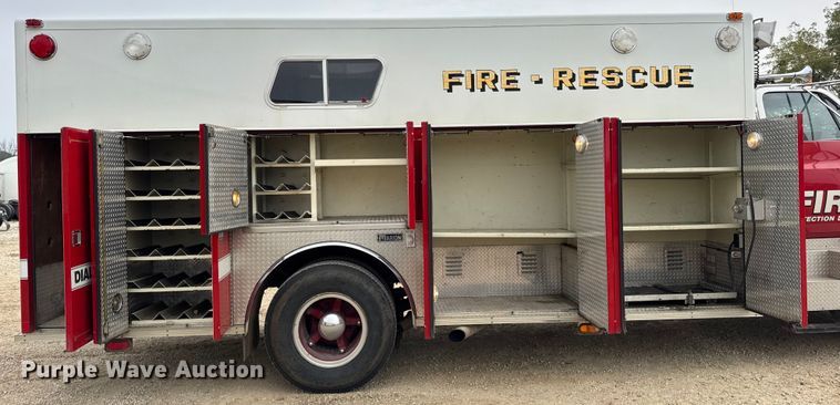 image for item DO2236 1986 GMC Top Kick C7000 rescue vehicle