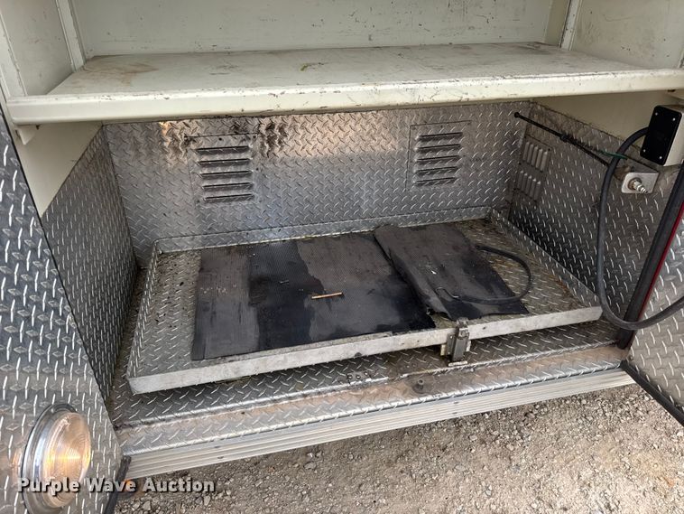 image for item DO2236 1986 GMC Top Kick C7000 rescue vehicle