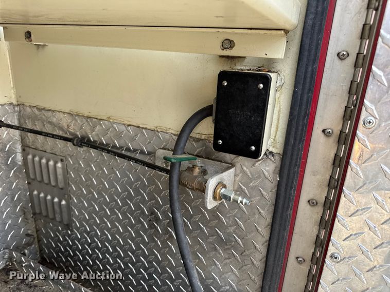 image for item DO2236 1986 GMC Top Kick C7000 rescue vehicle