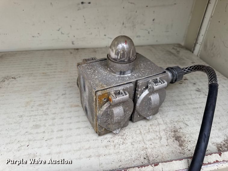 image for item DO2236 1986 GMC Top Kick C7000 rescue vehicle