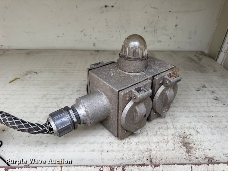 image for item DO2236 1986 GMC Top Kick C7000 rescue vehicle