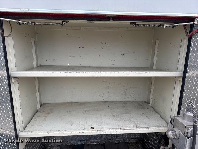 image for item DO2236 1986 GMC Top Kick C7000 rescue vehicle