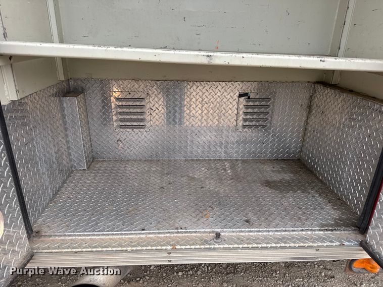 image for item DO2236 1986 GMC Top Kick C7000 rescue vehicle