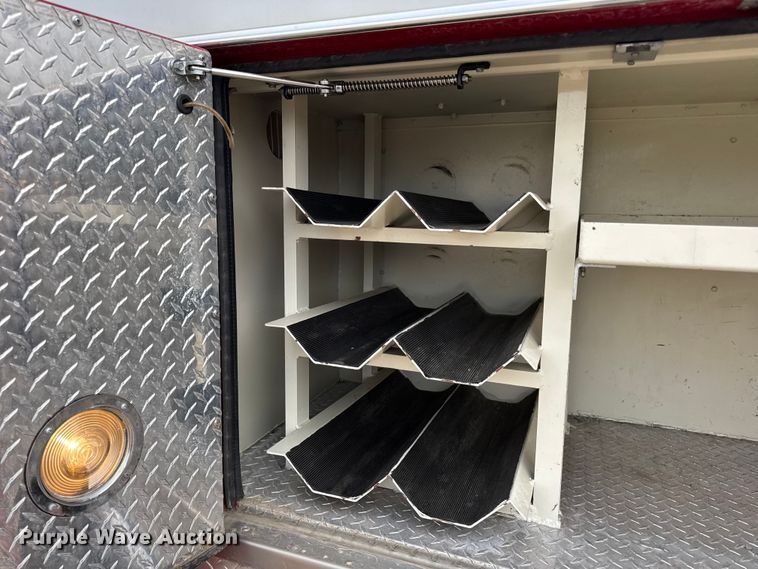 image for item DO2236 1986 GMC Top Kick C7000 rescue vehicle