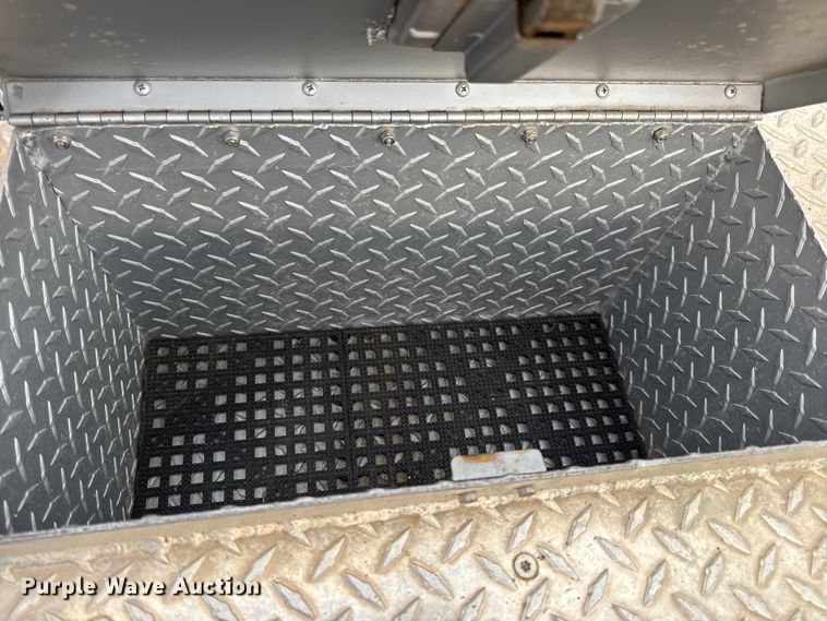 image for item DO2236 1986 GMC Top Kick C7000 rescue vehicle