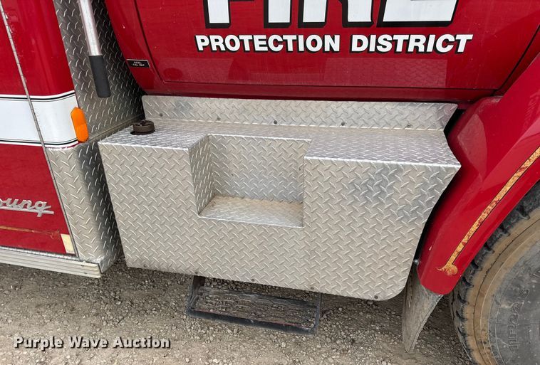 image for item DO2236 1986 GMC Top Kick C7000 rescue vehicle