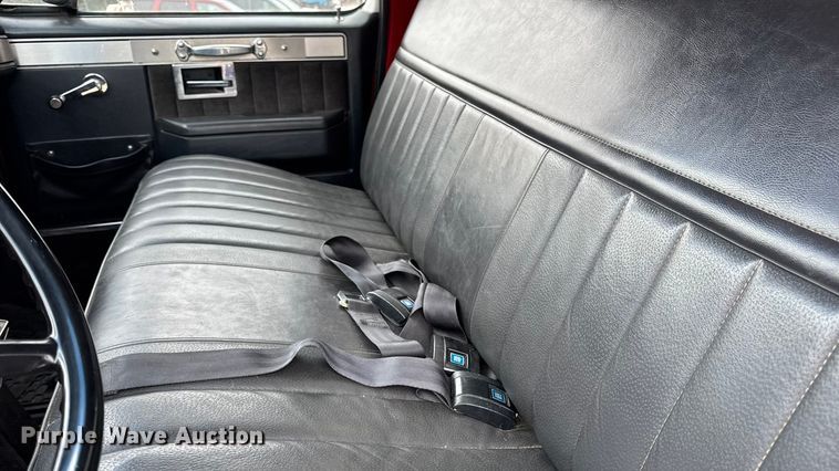 image for item DO2236 1986 GMC Top Kick C7000 rescue vehicle