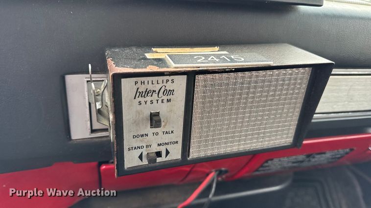 image for item DO2236 1986 GMC Top Kick C7000 rescue vehicle