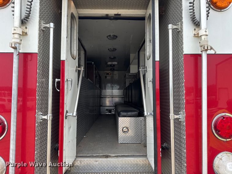 image for item DO2236 1986 GMC Top Kick C7000 rescue vehicle