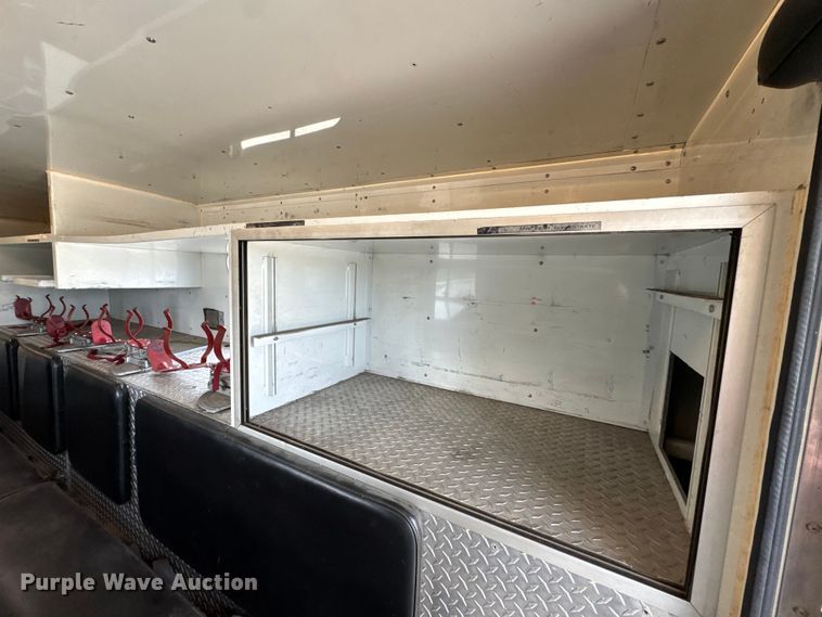 image for item DO2236 1986 GMC Top Kick C7000 rescue vehicle