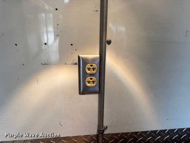 image for item DO2236 1986 GMC Top Kick C7000 rescue vehicle