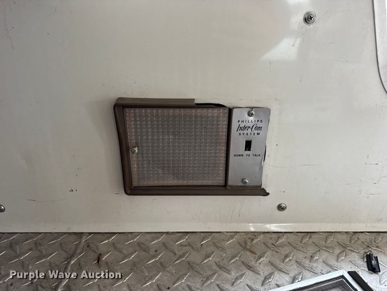 image for item DO2236 1986 GMC Top Kick C7000 rescue vehicle