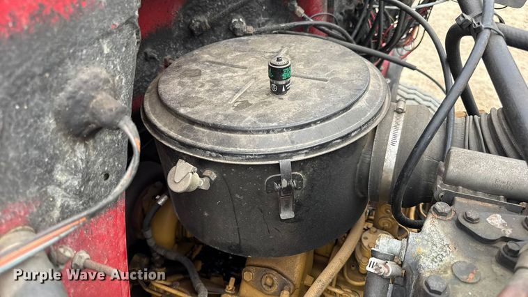 image for item DO2236 1986 GMC Top Kick C7000 rescue vehicle