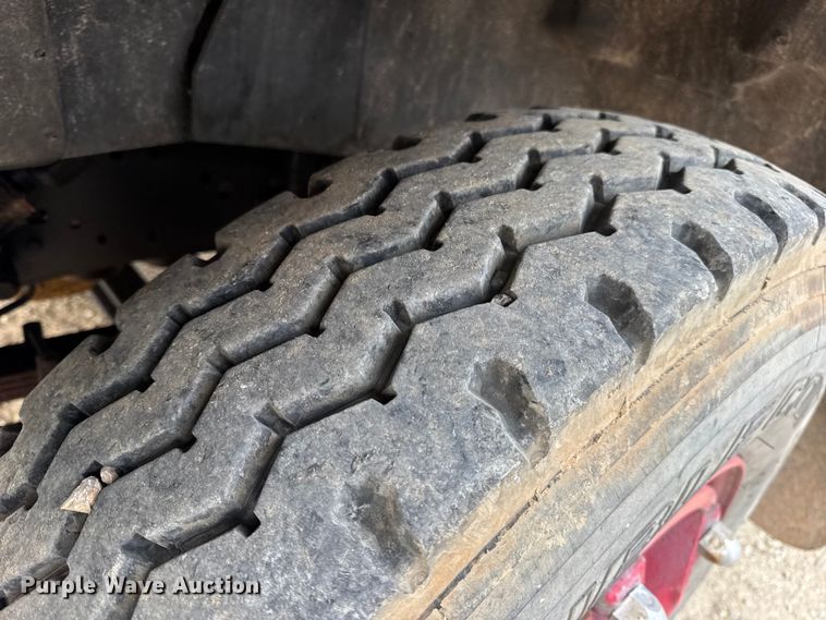 image for item DO2236 1986 GMC Top Kick C7000 rescue vehicle