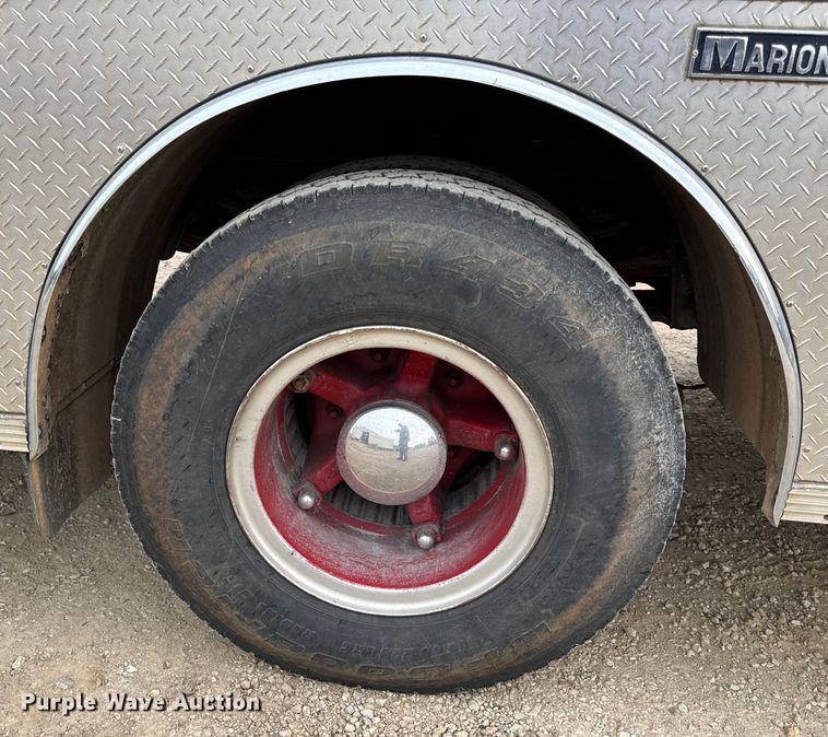 image for item DO2236 1986 GMC Top Kick C7000 rescue vehicle