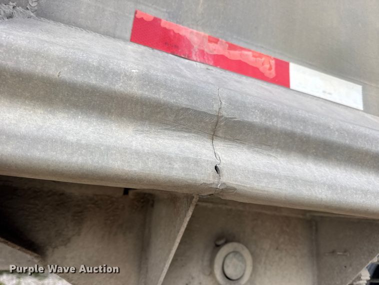 image for item DO2271 1986 Materials end dump trailer