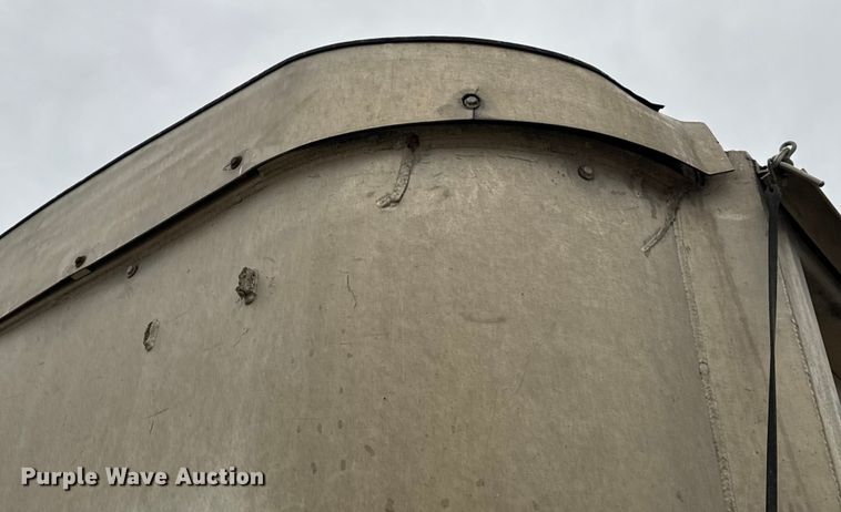 image for item DO2271 1986 Materials end dump trailer