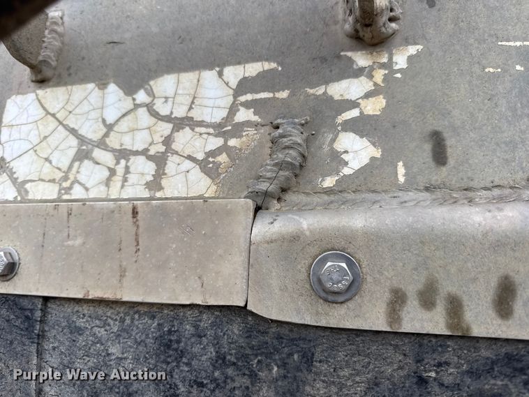 image for item DO2271 1986 Materials end dump trailer