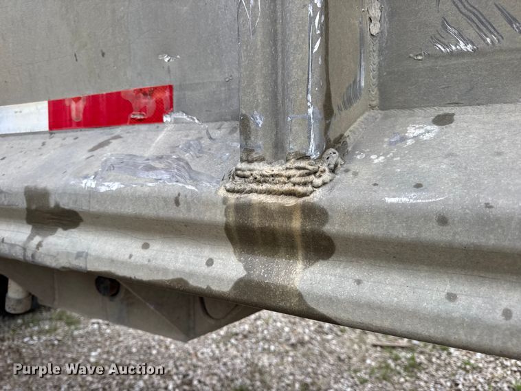 image for item DO2271 1986 Materials end dump trailer