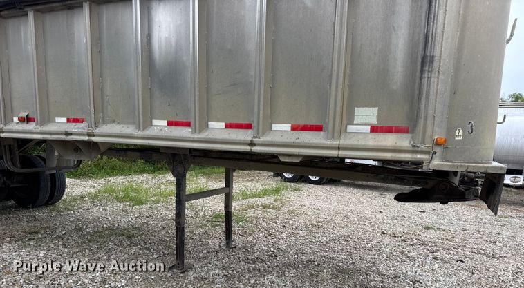 image for item DO2271 1986 Materials end dump trailer