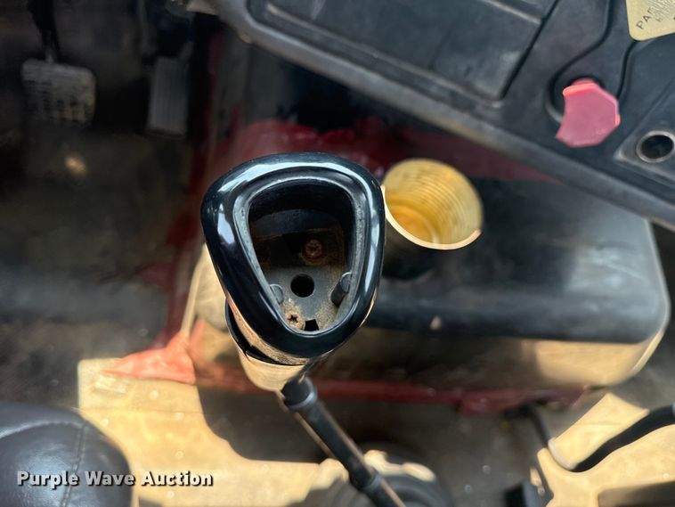 image for item DS3872 2006 International 8600 semi truck