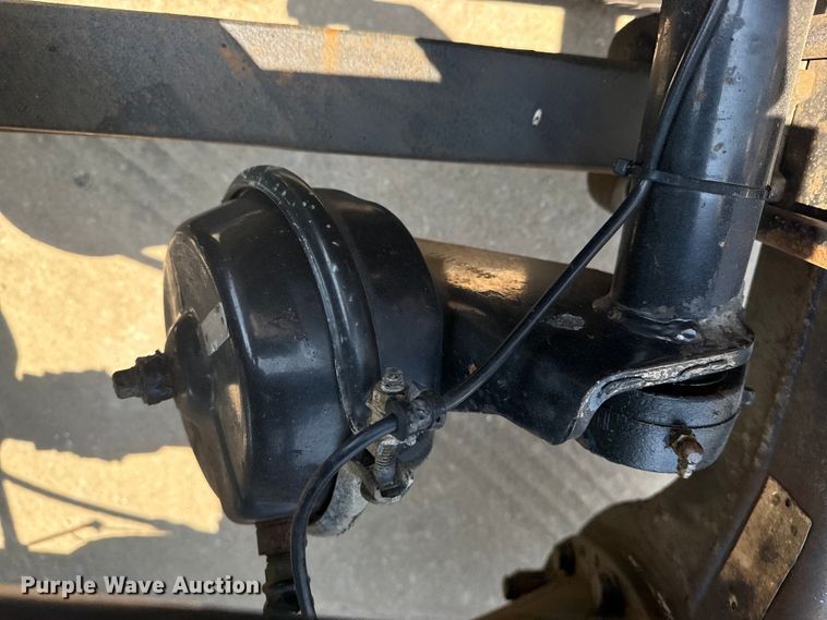 image for item DS3872 2006 International 8600 semi truck