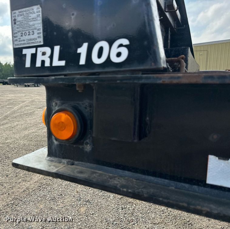 image for item DT6354 1992 Trail-Eze 5542-1020 drop deck hydraulic tail equipment trailer