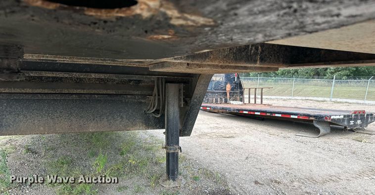 image for item DT6354 1992 Trail-Eze 5542-1020 drop deck hydraulic tail equipment trailer