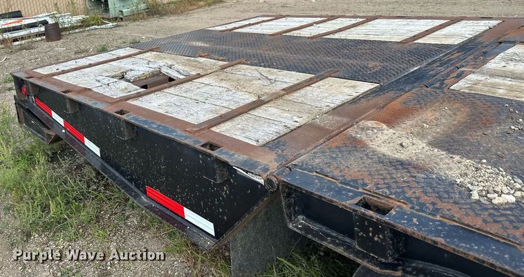 image for item DT6354 1992 Trail-Eze 5542-1020 drop deck hydraulic tail equipment trailer