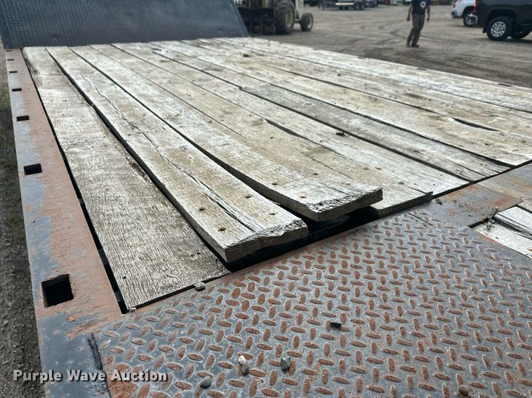 image for item DT6354 1992 Trail-Eze 5542-1020 drop deck hydraulic tail equipment trailer