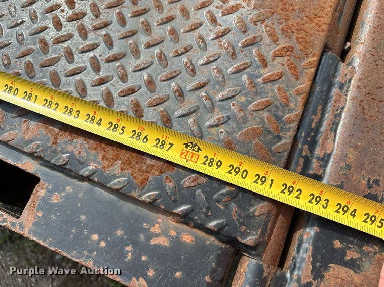 image for item DT6354 1992 Trail-Eze 5542-1020 drop deck hydraulic tail equipment trailer