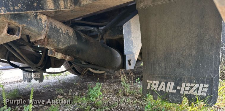 image for item DT6354 1992 Trail-Eze 5542-1020 drop deck hydraulic tail equipment trailer