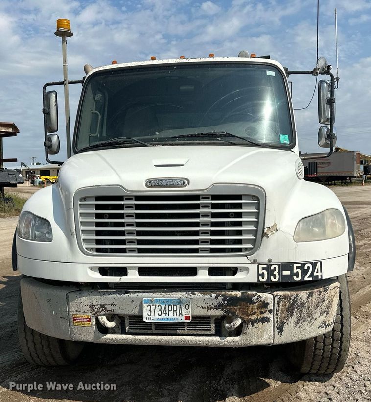 image for item DT6362 2013 Freightliner Business Class M2 dump truck