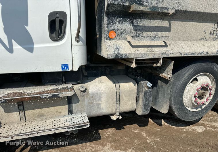 image for item DT6362 2013 Freightliner Business Class M2 dump truck