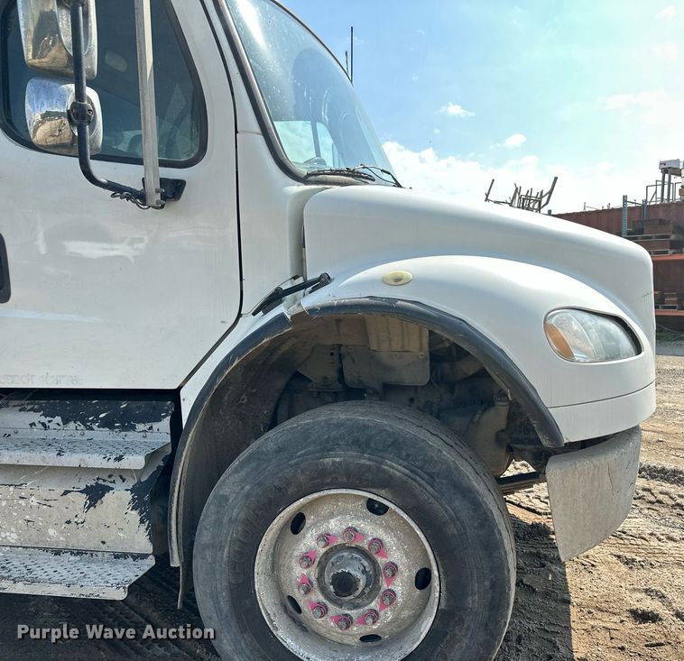 image for item DT6362 2013 Freightliner Business Class M2 dump truck