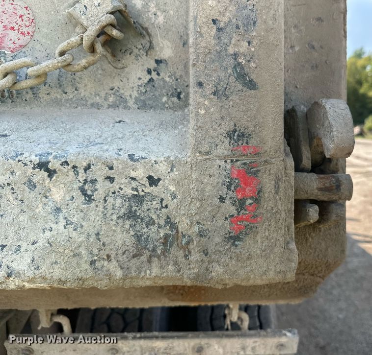 image for item DT6362 2013 Freightliner Business Class M2 dump truck