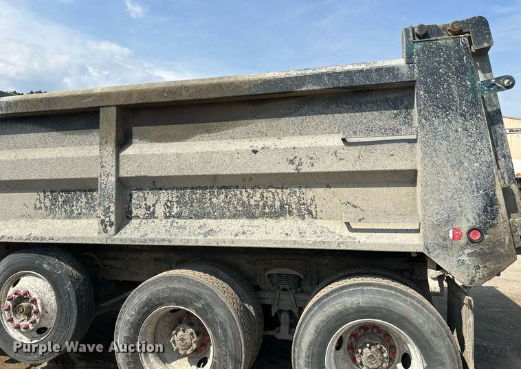 image for item DT6362 2013 Freightliner Business Class M2 dump truck